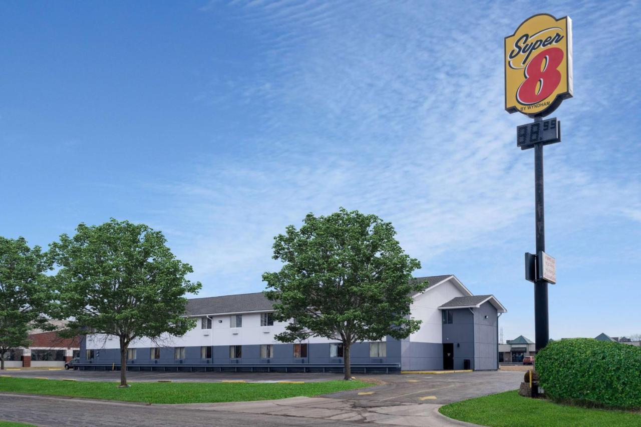 Super 8 by Wyndham Merrillville Eksteriør billede