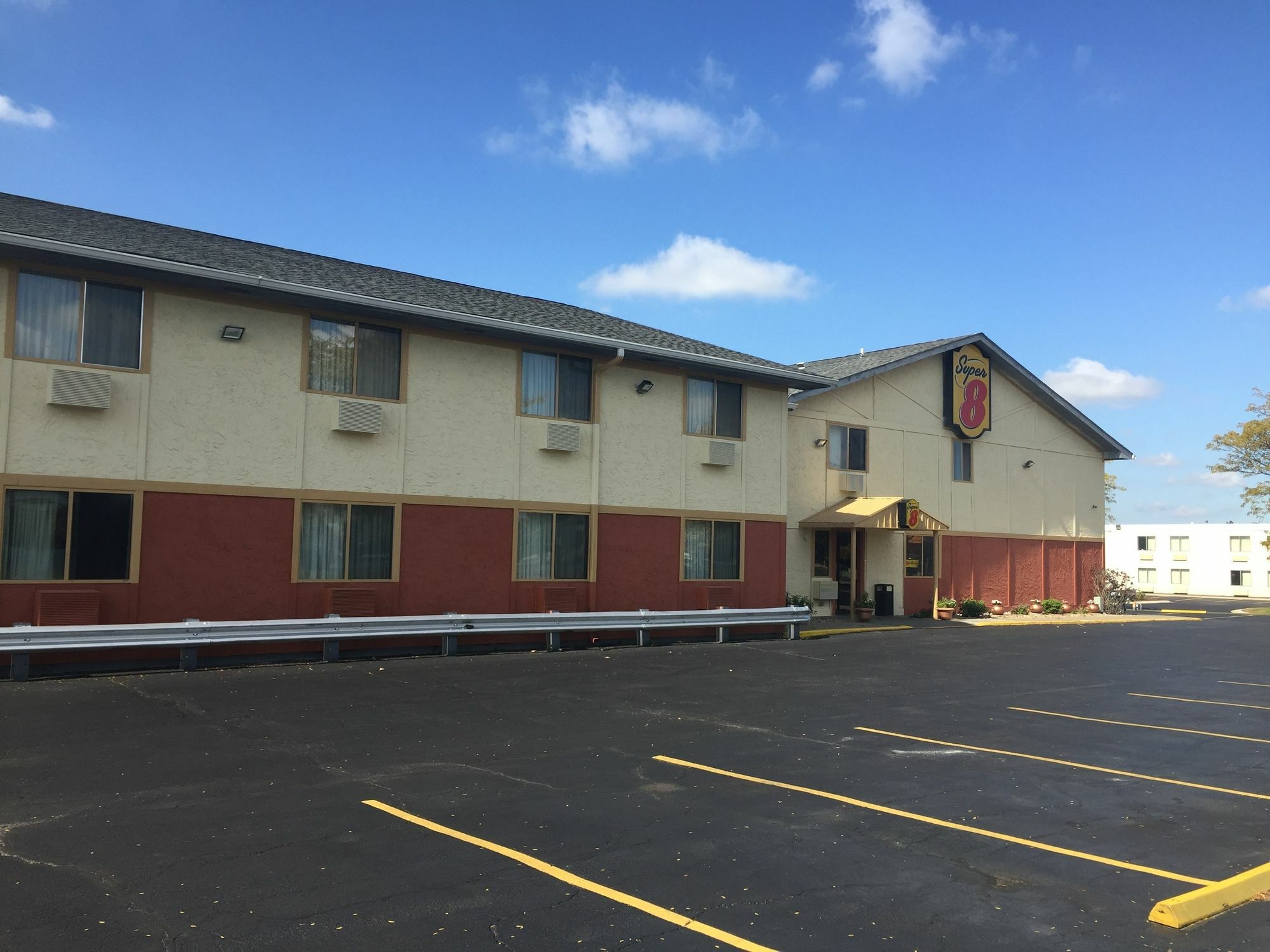 Super 8 by Wyndham Merrillville Eksteriør billede